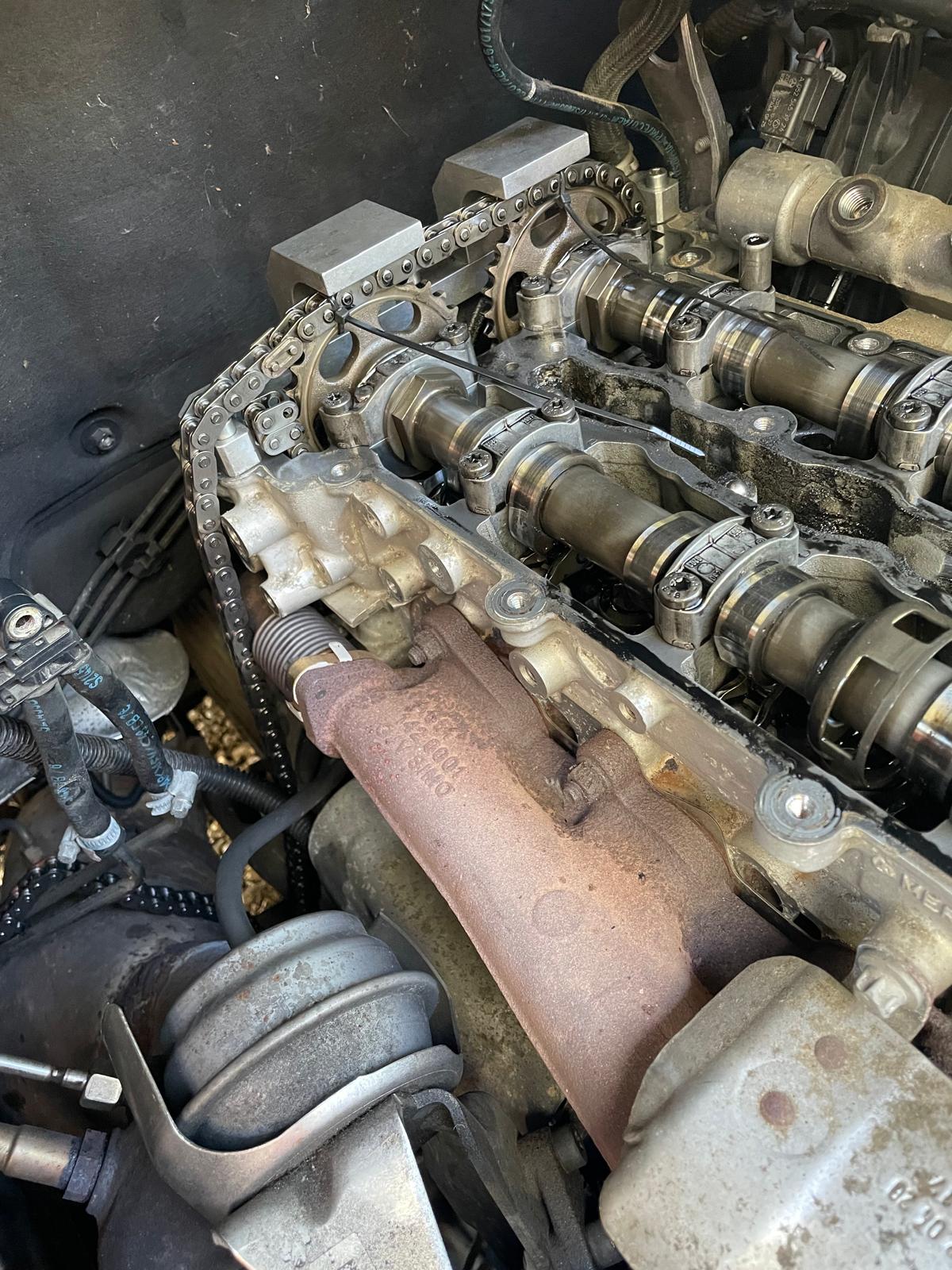 Mercedes Sprinter van timing chain replacement